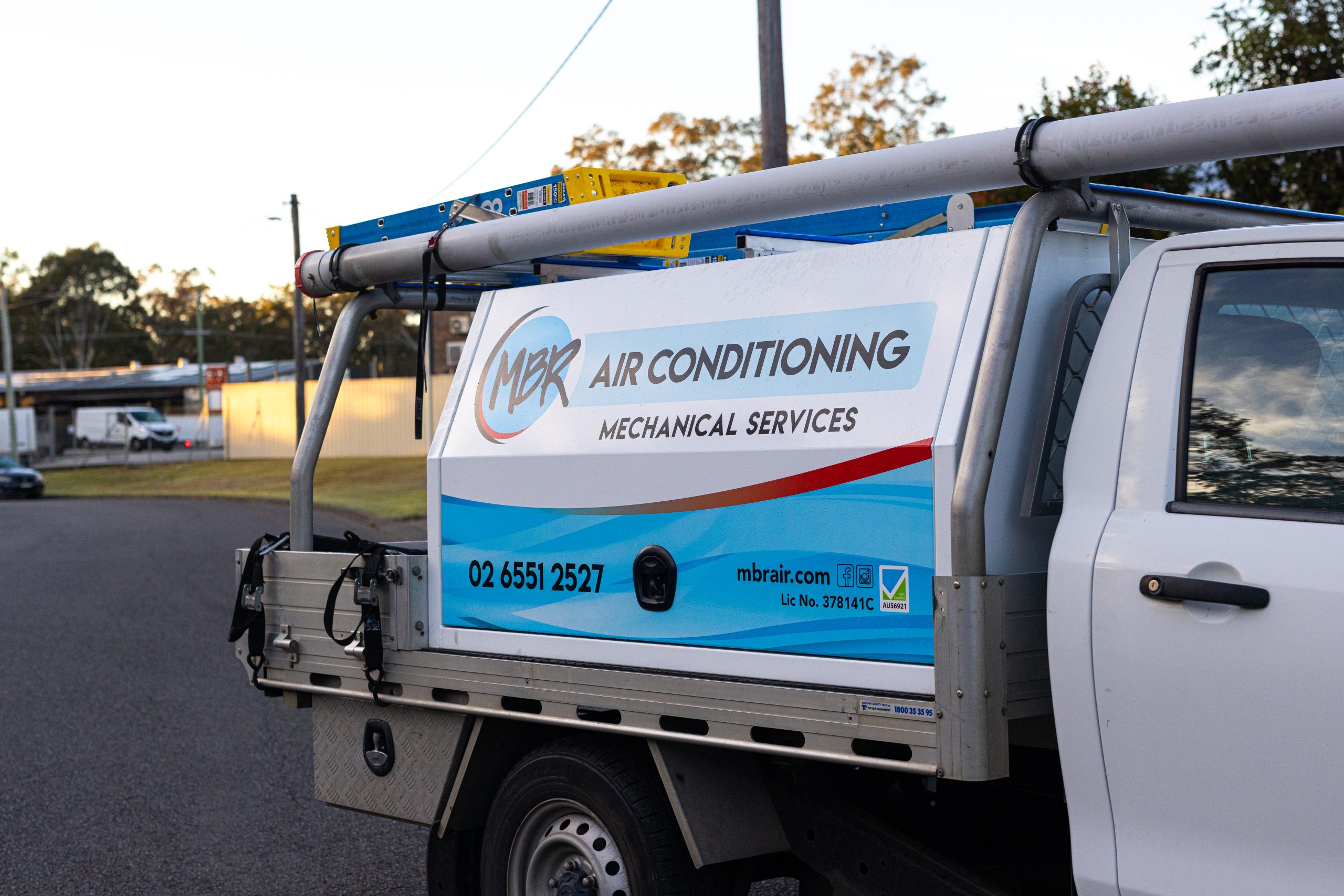MBR Air Conditioning service vehicle